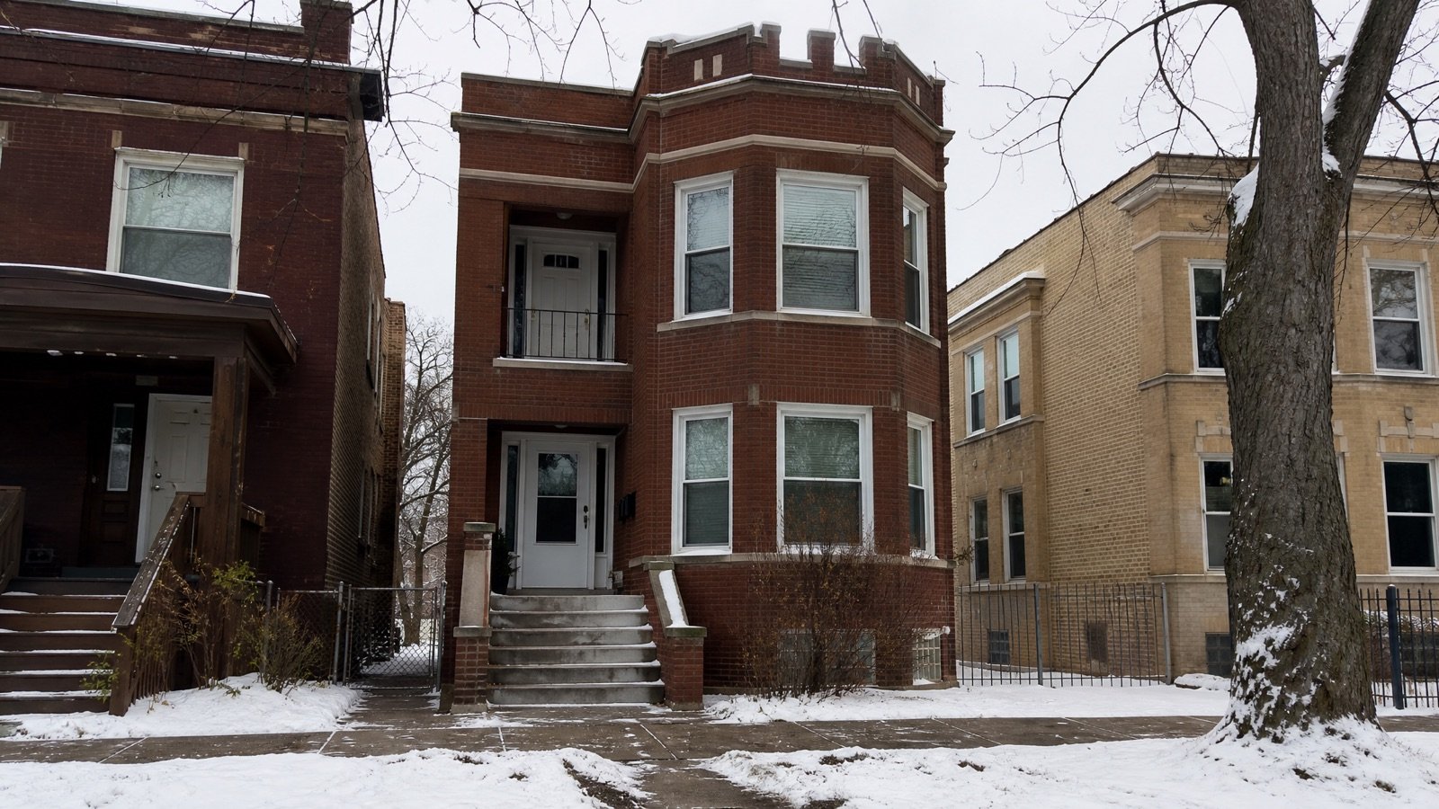 What Is the Hardest Month to Sell a House in Chicago?